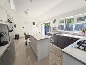 Photo 17- click for photo gallery